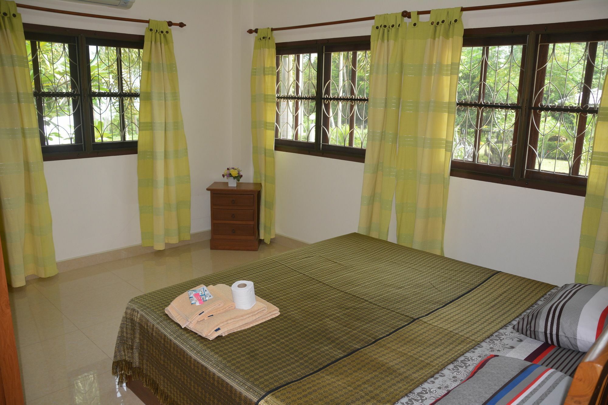 Apple Bungalows Bang Saphan Eksteriør bilde