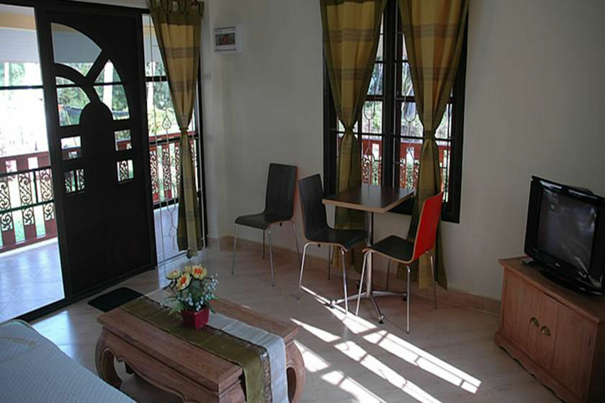 Apple Bungalows Bang Saphan Eksteriør bilde